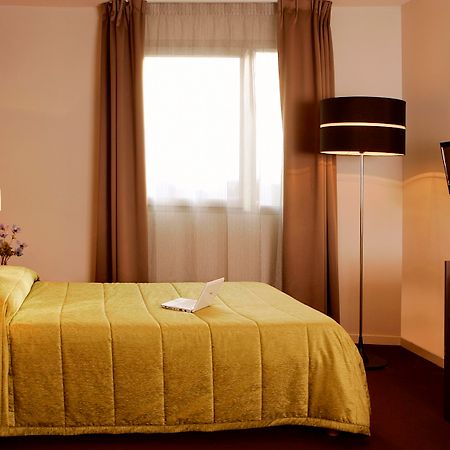 Appart'Hotel Vacanceole Paris Quai De Marne - Ex Adagio Nogent-sur-Seine Quarto foto